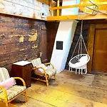 Thun Alps Scenic Views And Concierge By Swisshut Chalet *